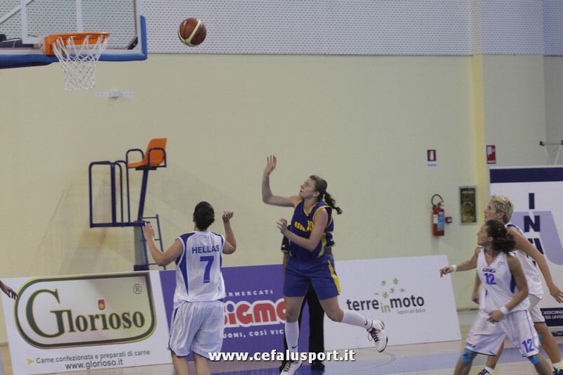 110924 basket 198_tn.jpg